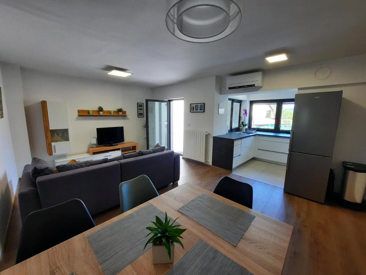 Hisa Spuntar Apartment Bovec Exterior photo